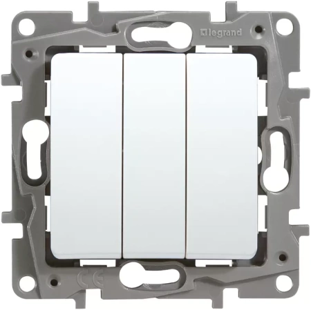 Выключатель Legrand Etika Plus (белый) 3 кл.10А  в Лиде - изображение Изображение: выключатель legrand etika plus (белый) 3 кл.10а  в Лиде